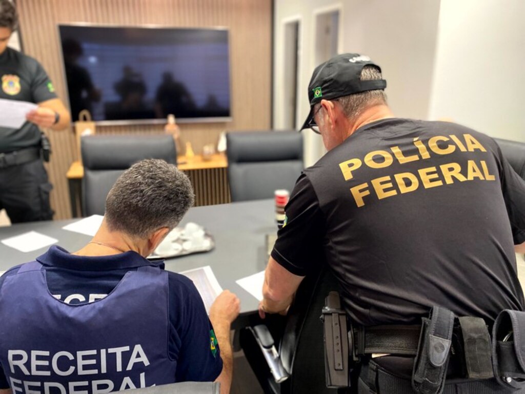 Polícia Federal e Receita Federal desarticulam organização criminosa investigada pelo envio de 17 toneladas de cocaína para a Europa