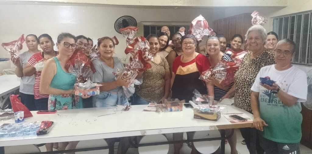 Renda extra: cerca de 15 mulheres concluem curso de confecção de ovos de Páscoa em Faxinal do Soturno