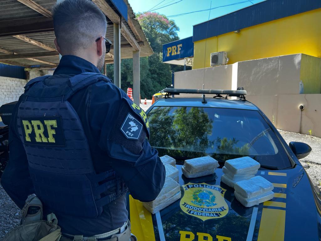 Casal é preso em Santa Maria com aproximadamente R$ 1 milhão em drogas