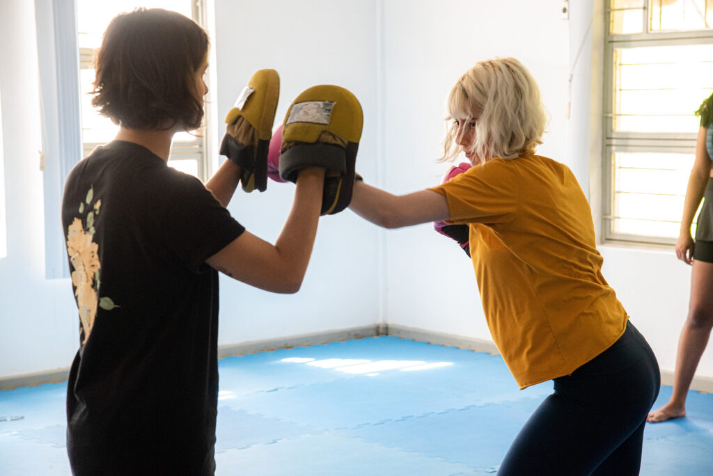 No Dia da Mulher, UFSM promove oficina de boxe para servidoras e alunas