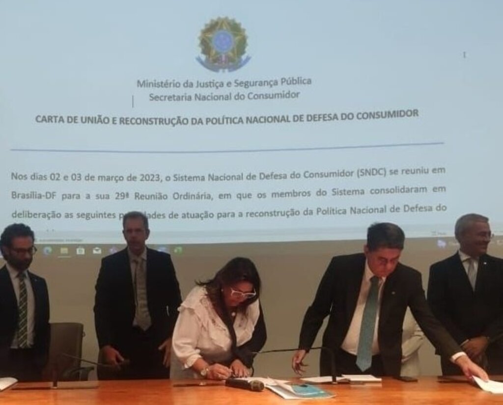 Procon de Santa Maria participa de reunião do Sistema Nacional de Defesa do Consumidor em Brasília