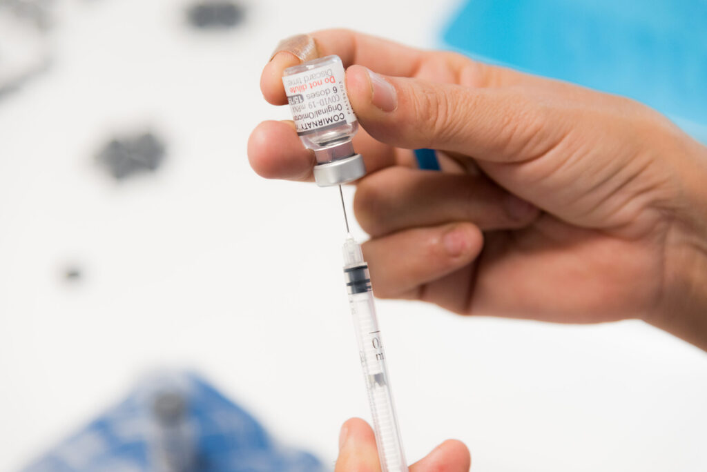 Santa Maria: 2,4 mil pessoas receberam a vacina bivalente contra a Covid-19 neste sábado