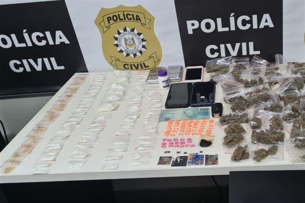 Mais de R$ 40 mil em drogas são apreendidos em Santa Maria