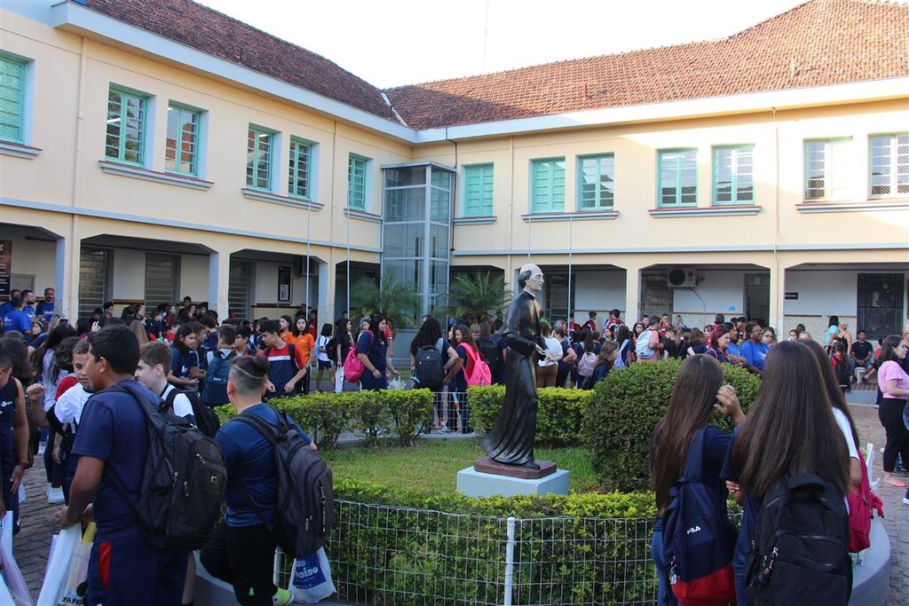 Colégio Pallotti retorna às aulas com mais de 800 alunos e novo diretor