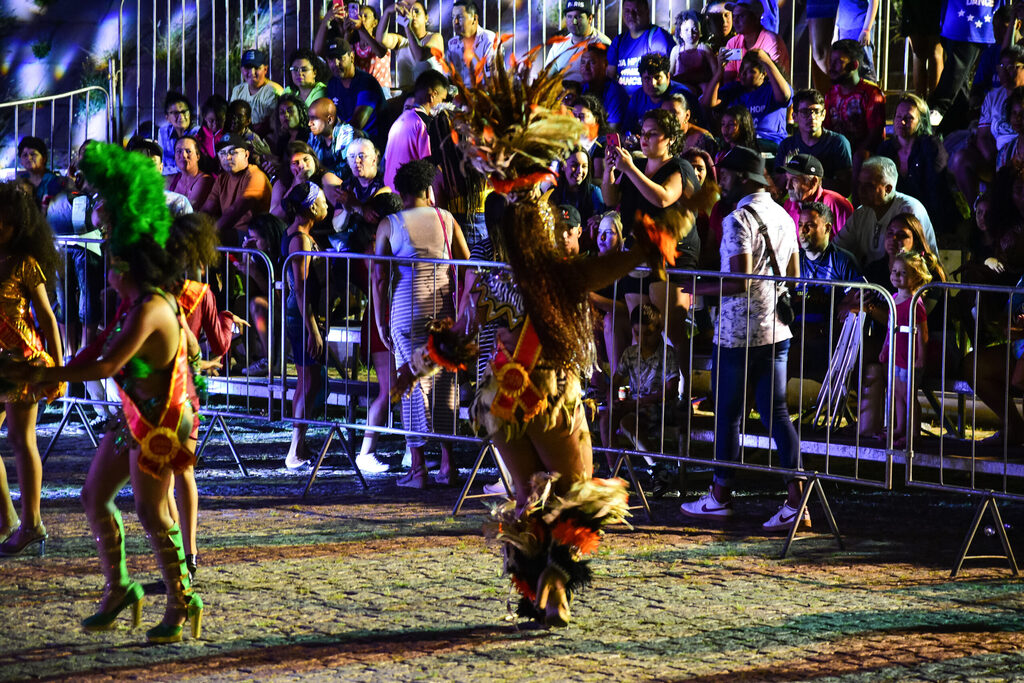 Entenda por que o Carnaval não é considerado feriado e quais as regras trabalhistas no período