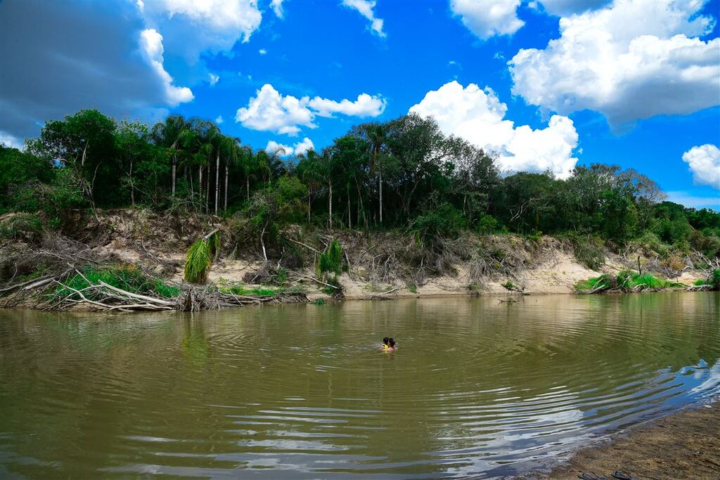 Dois balneários da região estão impróprios para banho