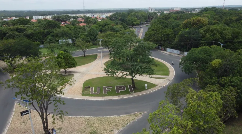 Aluna morre após ser estuprada e ter pescoço quebrado em calourada da UFPI