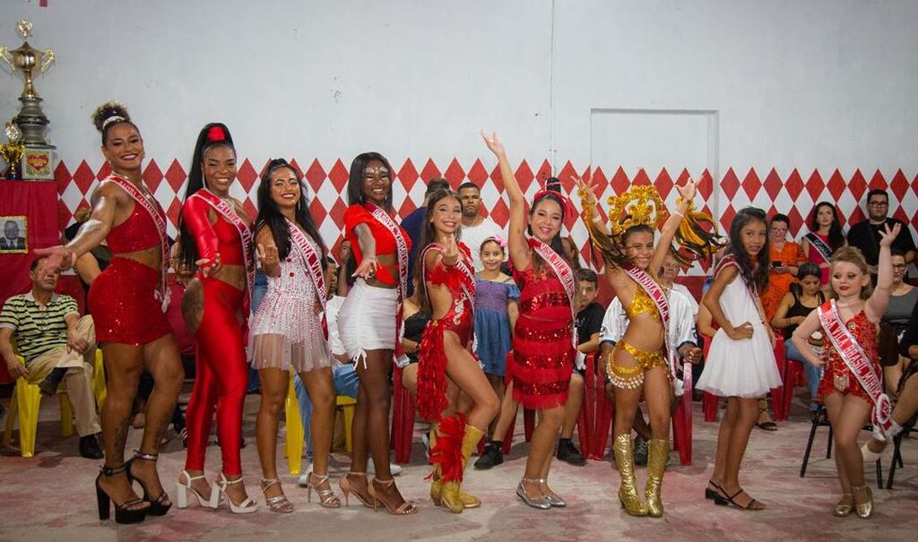 Noite da Realeza: Vila Brasil coroa as suas rainhas para o Carnaval 2023