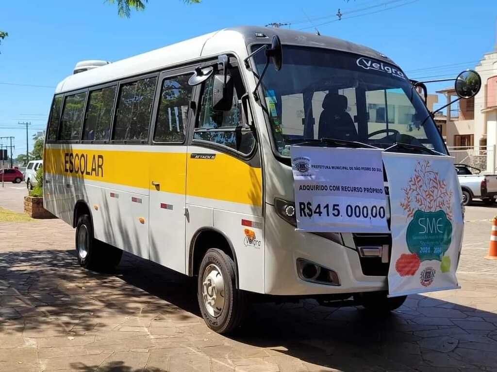 São Pedro do Sul adquire novo ônibus escolar para a frota da Secretaria da Educação