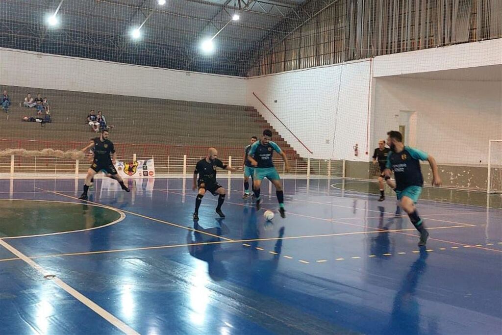 Roma passa pelo Barcelona nos pênaltis e garante vaga nas semifinais da Copa Diário de Futsal