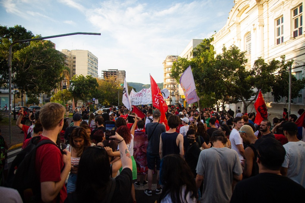 Organizações de Santa Maria realizam ato de defesa da democracia