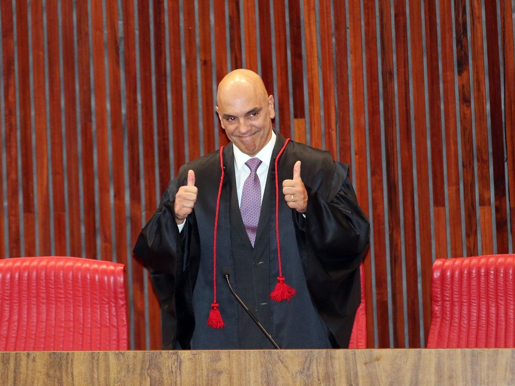 Fabio Rodrigues-Pozzebom/Agência Brasil - Presidente do TSE, ministro Alexandre de Moraes, durante a cerimônia de diplomaçãodo presidente eleito, Luiz Inácio Lula da Silva, e do vice, Geraldo Alckmin, na sede do TSE