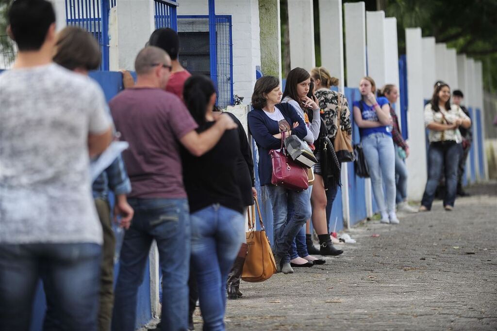 Enem 2022 será reaplicado nos dias 10 e 11 de janeiro