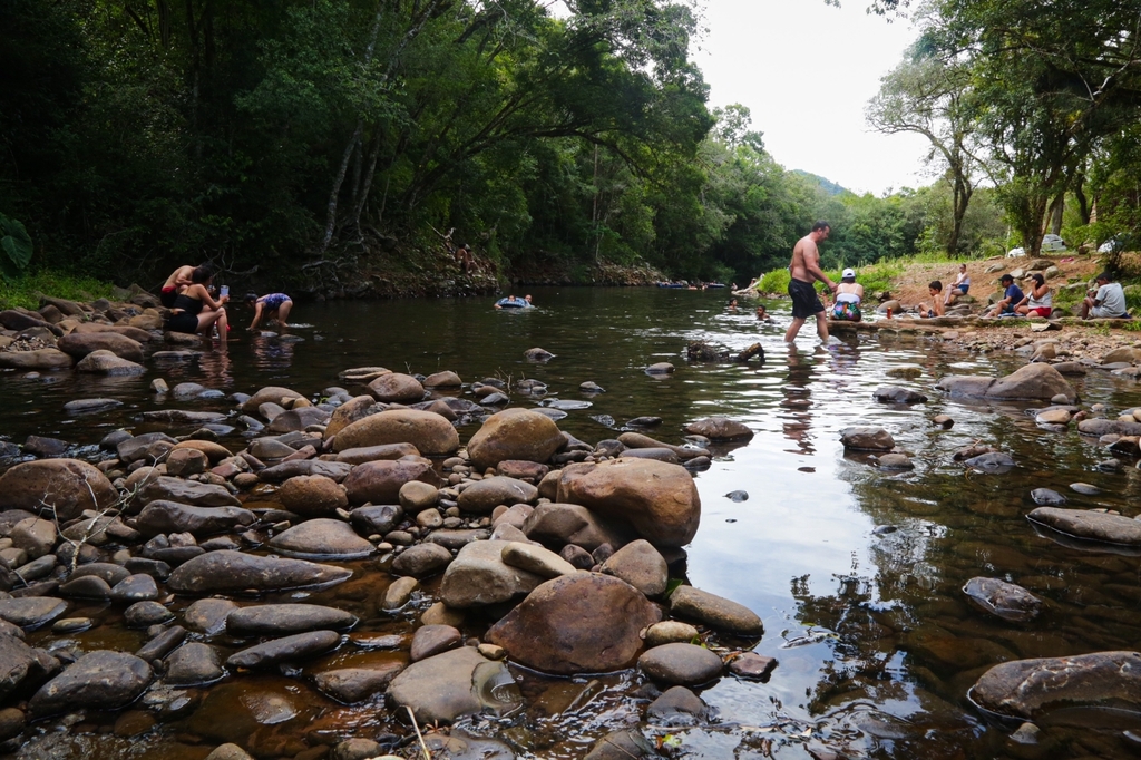 Balneário se torna refúgio dos santa-marienses durante domingo de Natal