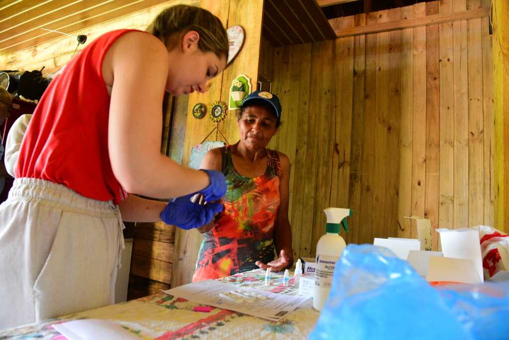 <strong>Moradores do Bairro Km3 participam de ação alusiva ao Dezembro Vermelho em Santa Maria</strong>