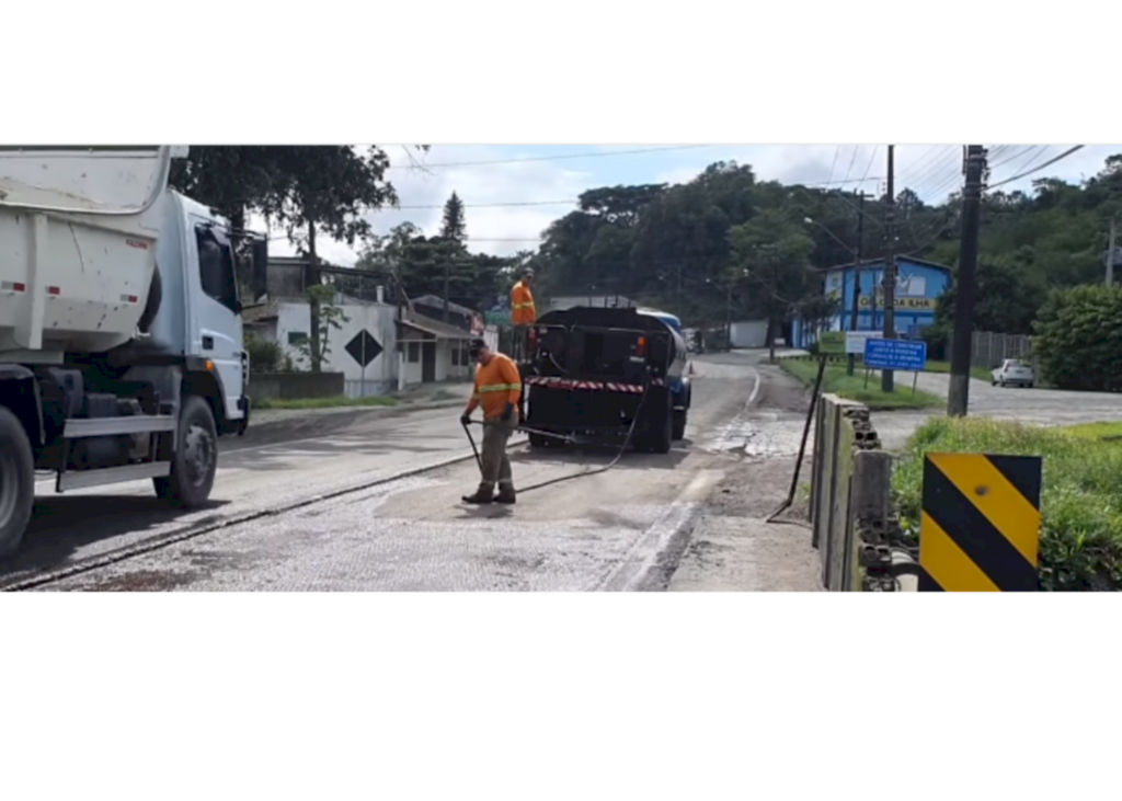 SFS: Obra na SC 415 ocasiona congestionamento