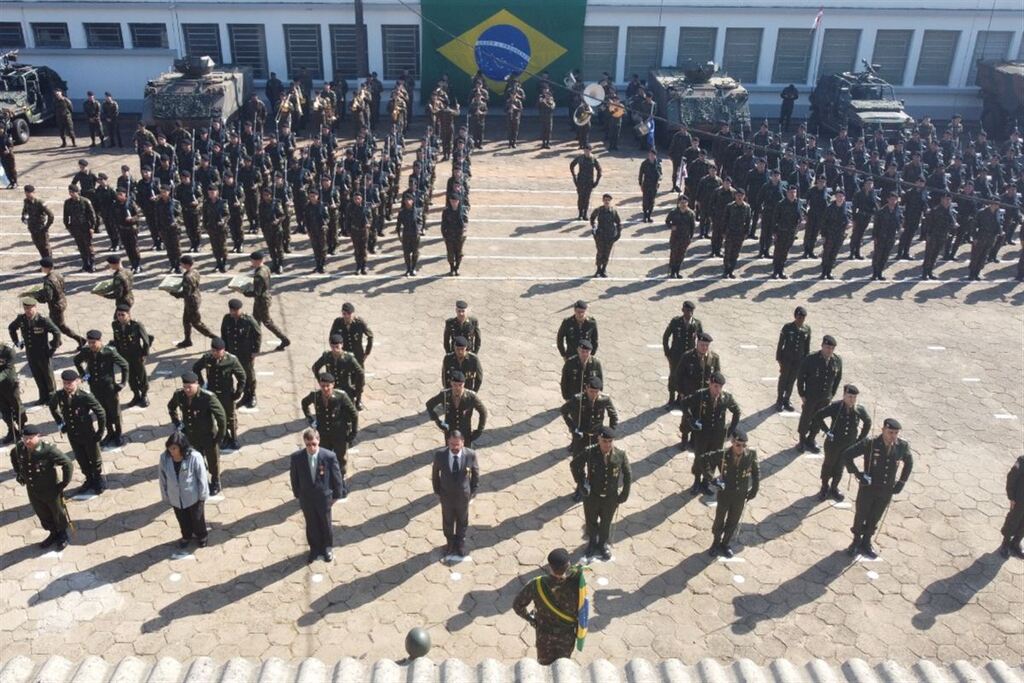 Forças Armadas divulgam nota condenando ‘eventuais excessos cometidos em manifestações’