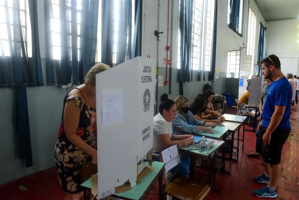 Cenário do Brasil se refletiu na Região Central; confira como votou cada município para presidente e governador