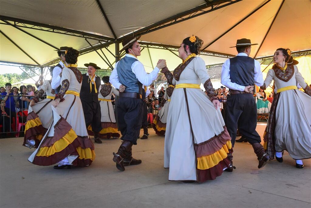 8ª edição da Festa dos Carreteiros reuniu 5 mil pessoas em São Valentim