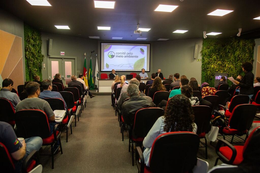 Projeto de Coleta Seletiva em Santa Maria começa a ser estruturado no Seminário do Comitê pelo Meio Ambiente