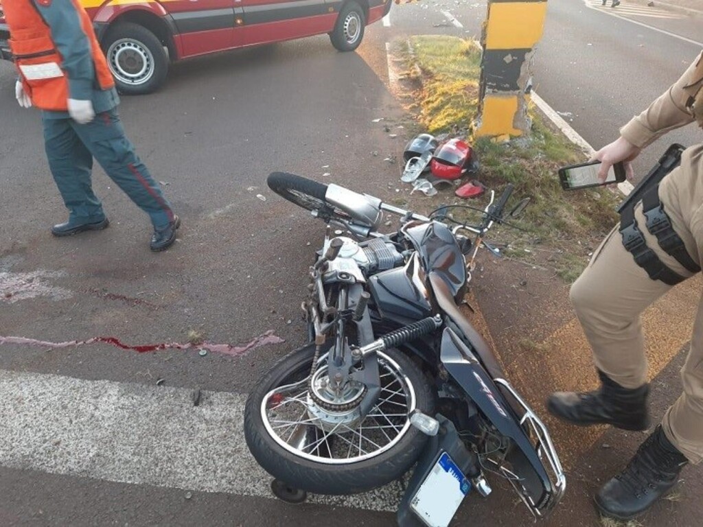 Condutor foge e deixa carona sem socorro