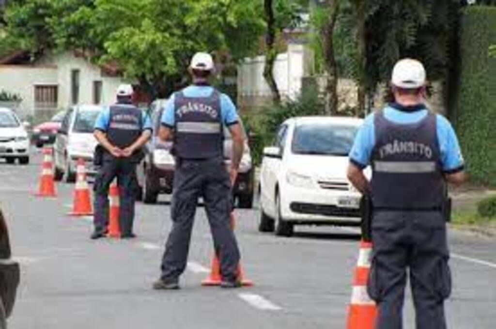 Sancionada lei que define o Dia Nacional dos Agentes de Trânsito - dia 11 de maio