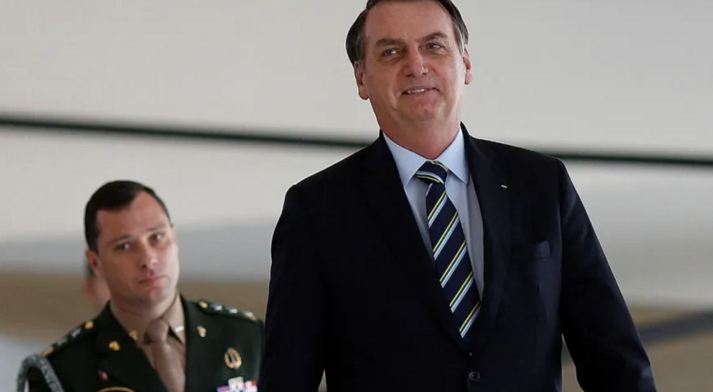 Arquivo de Jair Bolsonaro e Mauro Cesar Barbosa Cid Reuters - 