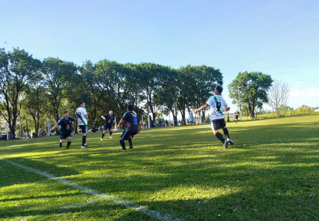 Realizados os primeiros jogos da final do Campeonato Municipal