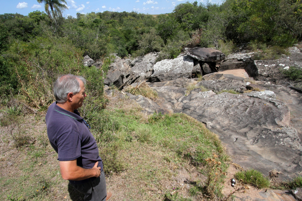 Oitenta dias sem chuvas muda cenário no interior de Herval