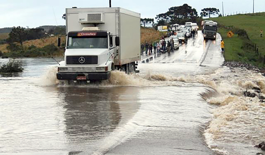  - Barragem em Ponte Serrada se rompeu em 2014