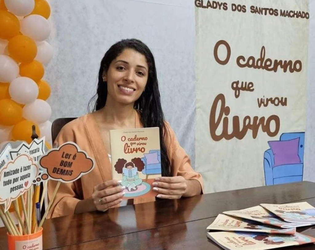  - Gosto pela leitura e escrita começou aos sete anos de idade