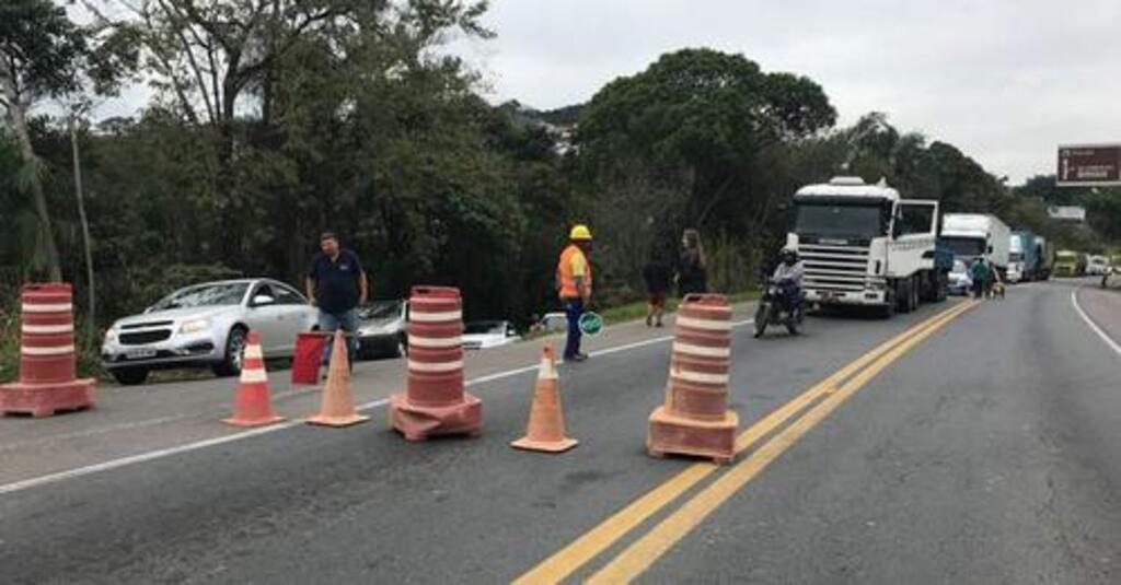 DNIT alerta para detonação de rochas na BR-470 em Blumenau