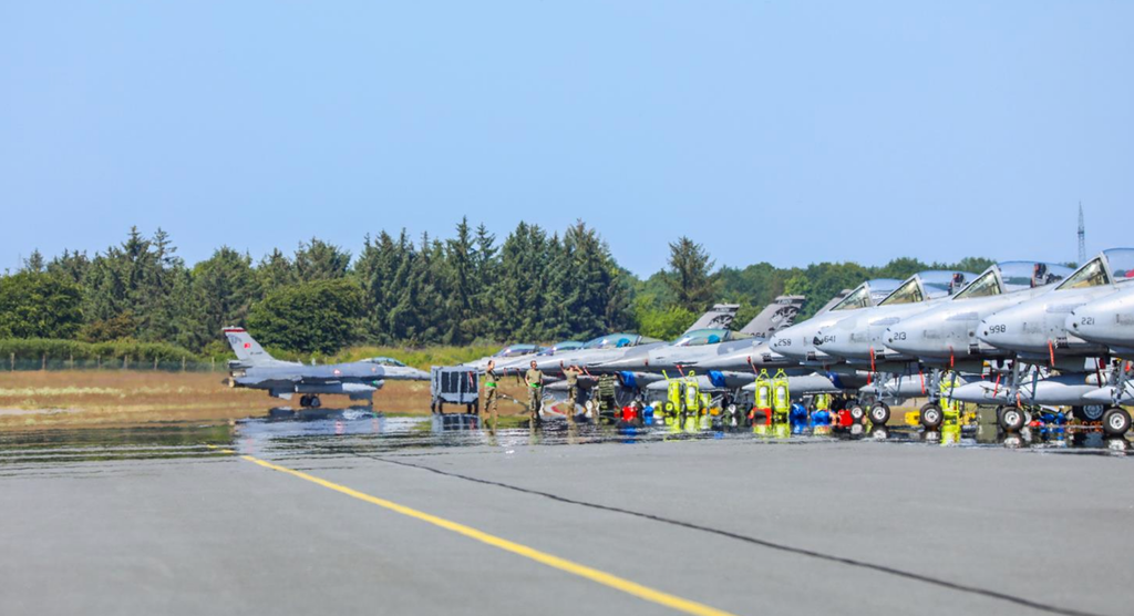 OTAN inicia maior exército militar de sua história