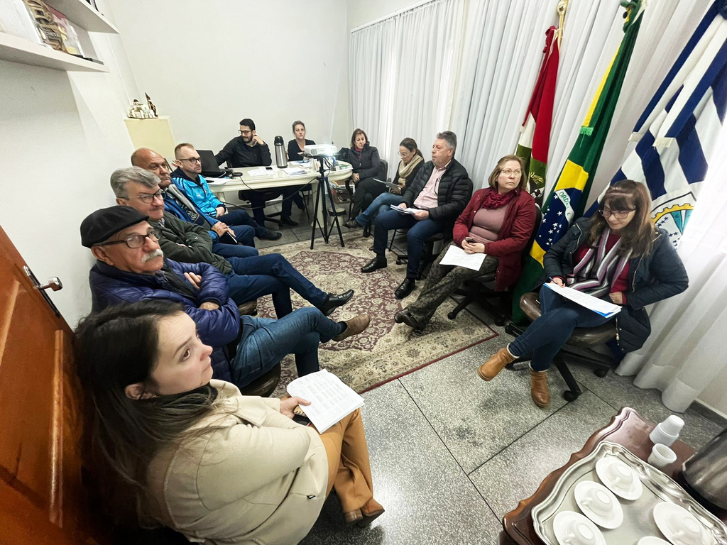 Administração Municipal e Secretários realizam na terça-feira, 13 