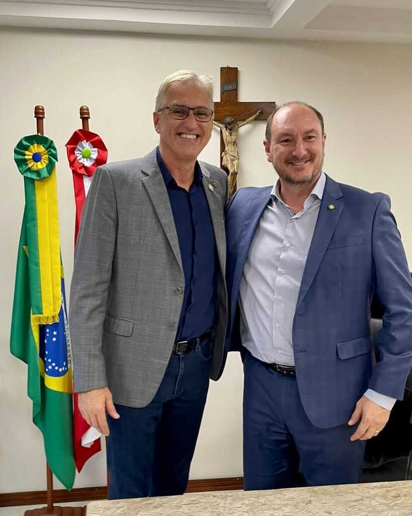 Fotos legendas do deputado e presidente da Alesc Mauro De Nadal