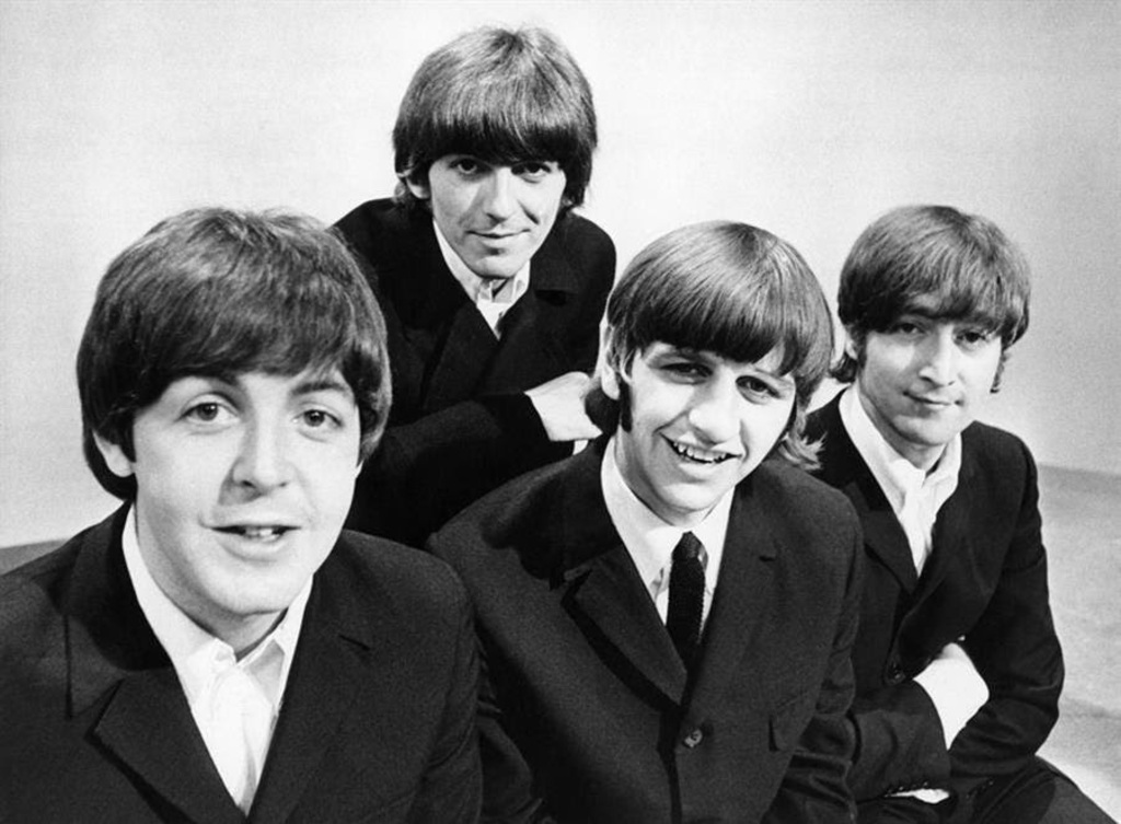 Beatles vão lançar música inédita com voz de John Lennon