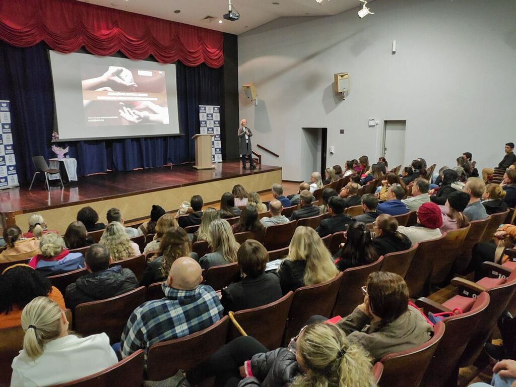 Seminário da EJA discute sensibilidade e afeto nas práticas educativas