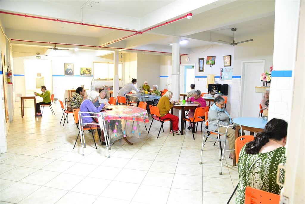 Lar das Vovozinhas comemora 76 anos de ações na comunidade neste domingo