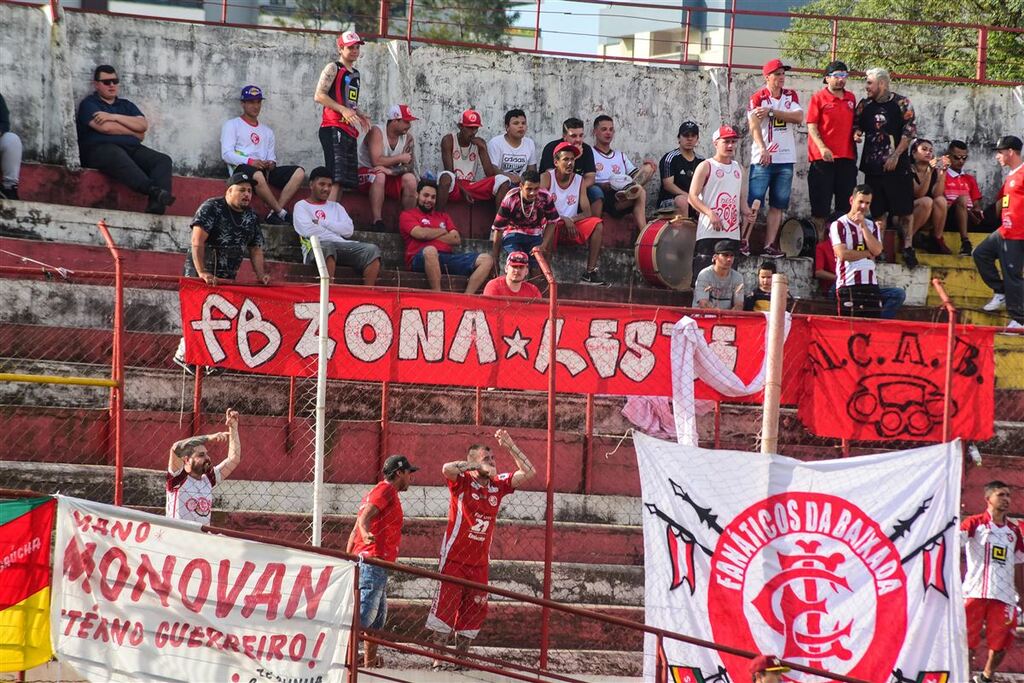 Direção do Inter-SM reduz preços dos ingressos para jogo contra o Santo Ângelo