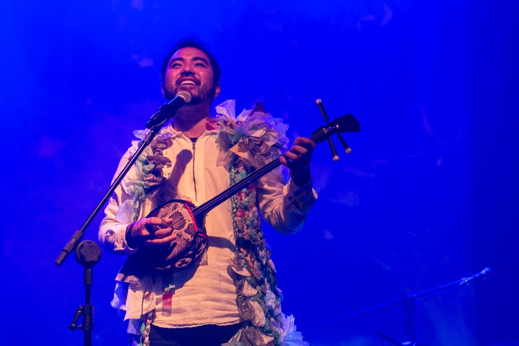 Festival Internacional de Teatro Entrevero apresenta show de Victor Kinjo na programação de hoje