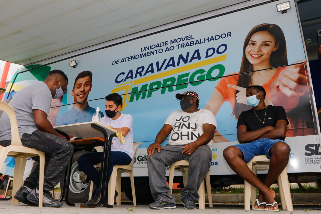 Capivari de Baixo recebe a Caravana do Emprego na próxima quinta-feira