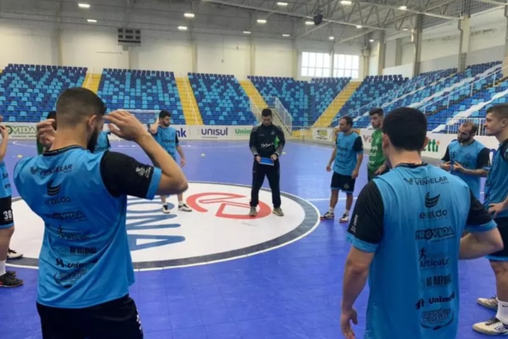 Tubarão Futsal encara o Cascavel neste sábado na 2ª fase da Liga
