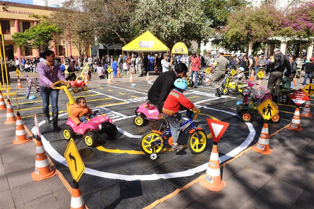 Com programação em diversos locais, Semana Nacional de Trânsito é lançada pela prefeitura