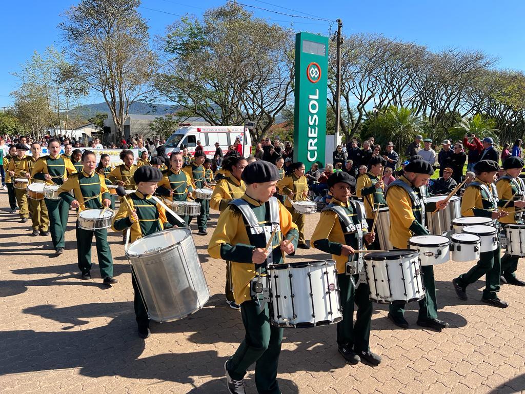 Paraíso do Sul realiza desfile Cívico e Tradicionalista