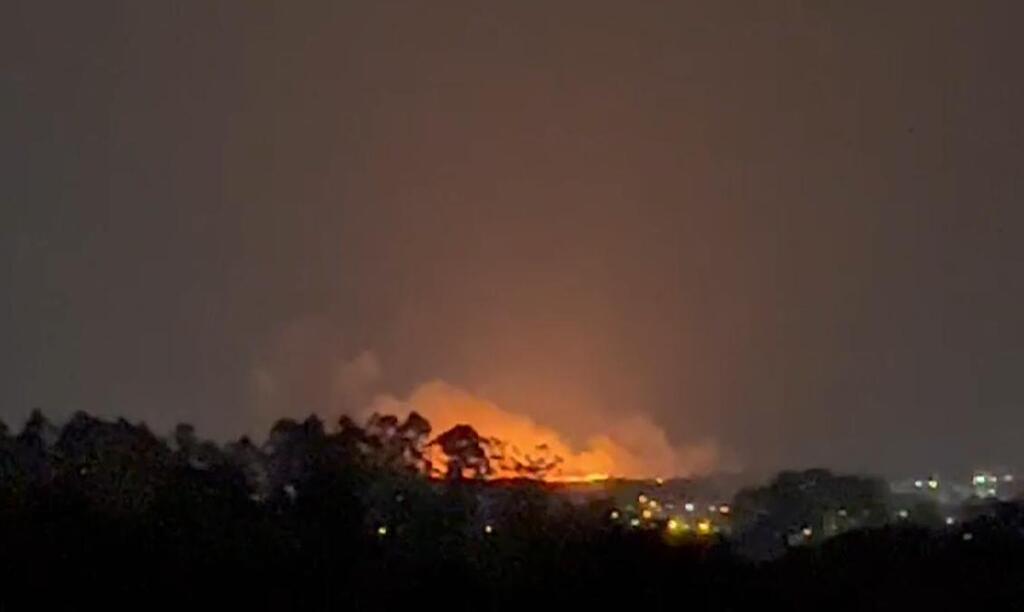 Incêndio de grandes proporções volta atingir vegetação em Santa Maria