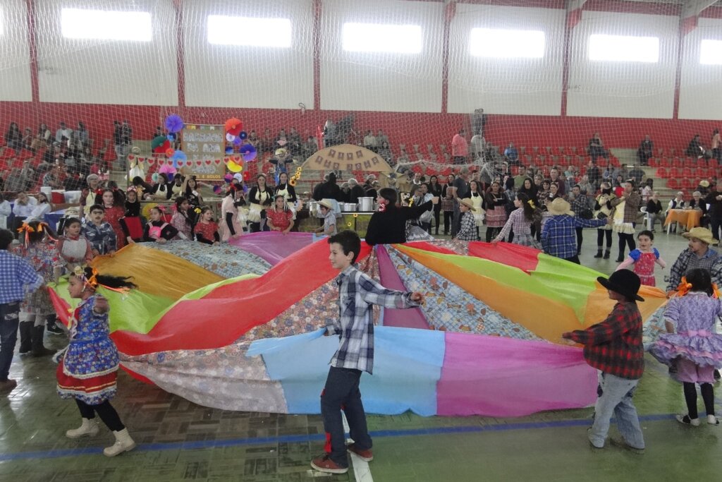 Festa Junina da Rede Municipal de Ensino de Bocaina foi um sucesso