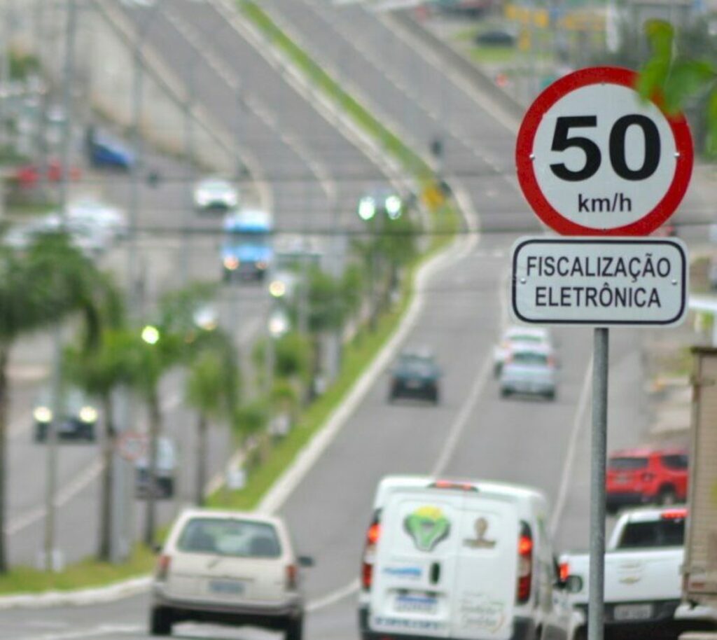 Santa Maria multa mais de 6 mil motoristas em julho