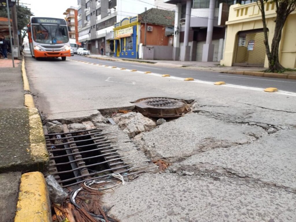 Rua do Acampamento tem bloqueio parcial em trecho a partir deste sábado