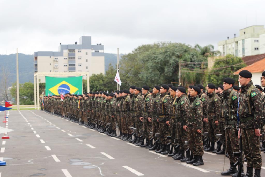 Solenidade marca os 114 anos da 3ª Divisão de Exército em Santa Maria