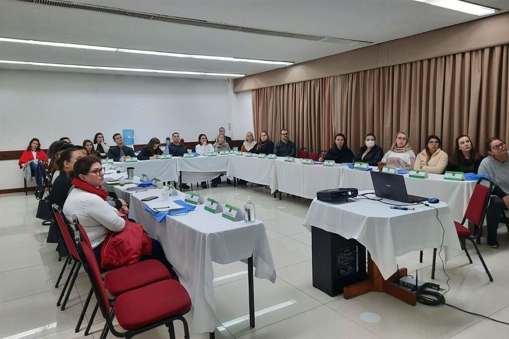 Equipes hospitalares de Santa Maria participam de treinamento para formação de coordenadores de comissão de doação de órgãos